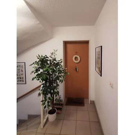 With 2 Bedrooms 塞巴特黑灵斯多夫